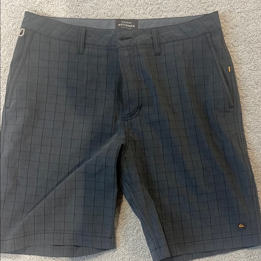 Quiksilver Gray Hybrid Shorts Lightweight Design
